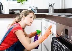 Чем отмыть жир с кухонной мебели