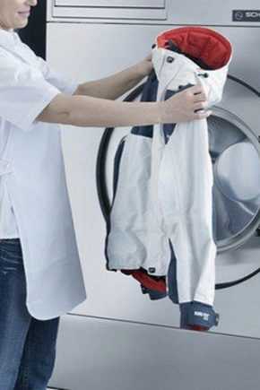 Можно ли мембранную одежду стирать обычным порошком