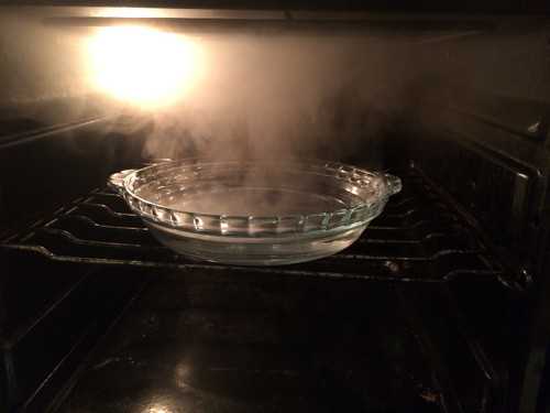 Можно ли тарелку ставить в духовку